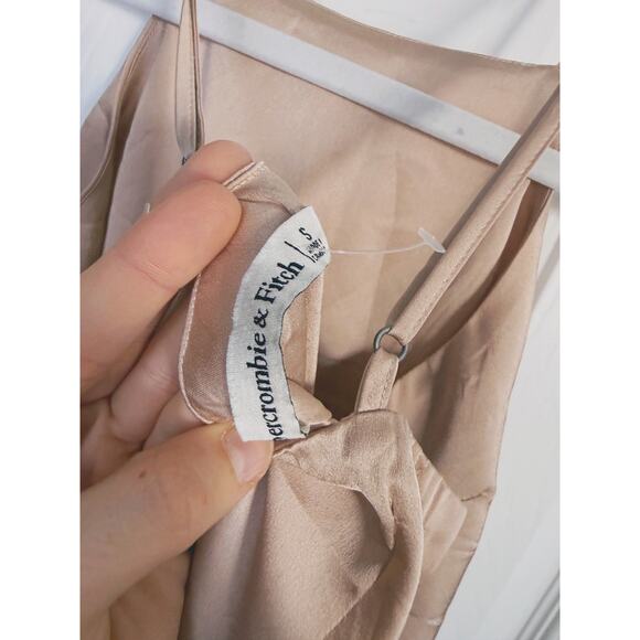Abercrombie & Fitch High-Neck Strappy Satin Mini Dress Beige Small Quiet Luxury - Picture 5 of 7